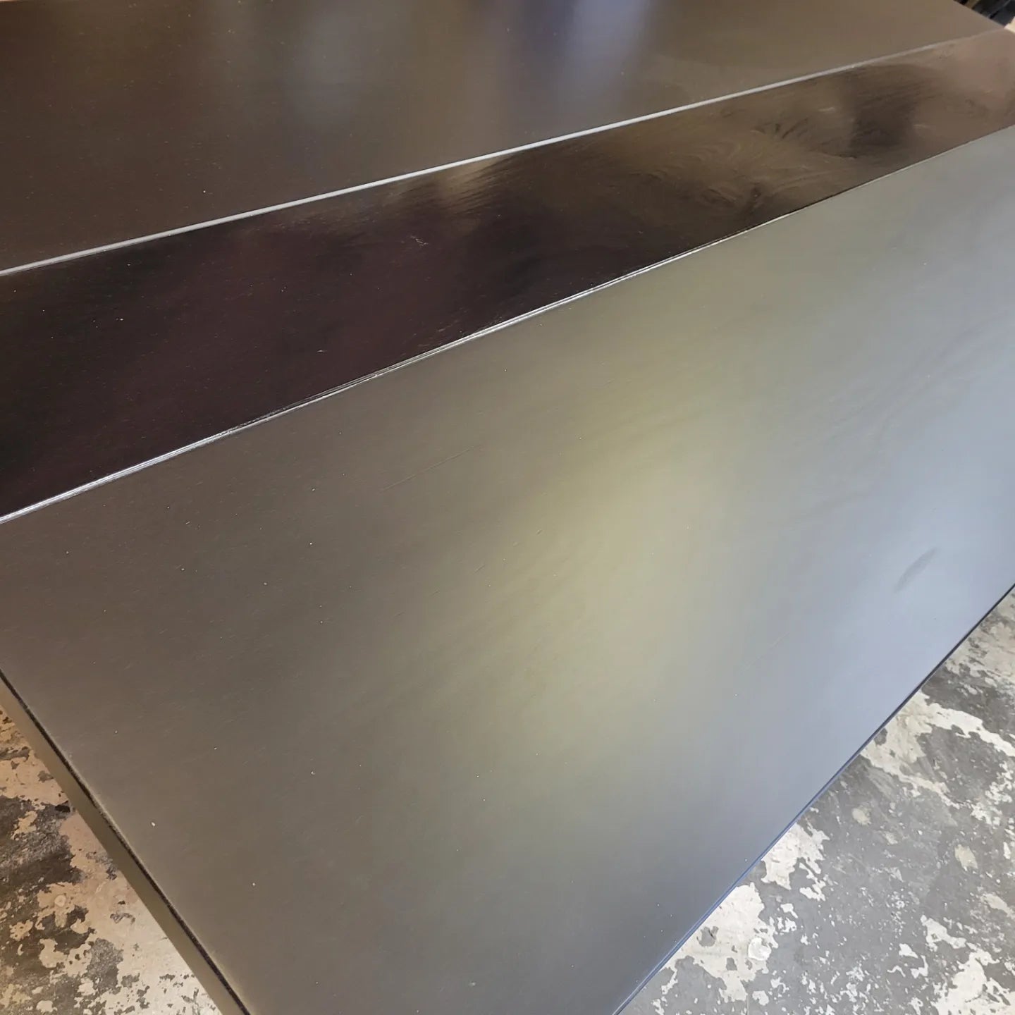 THE OBSIDIAN STATEMENT | ARCHITECTURAL DINING ANCHOR