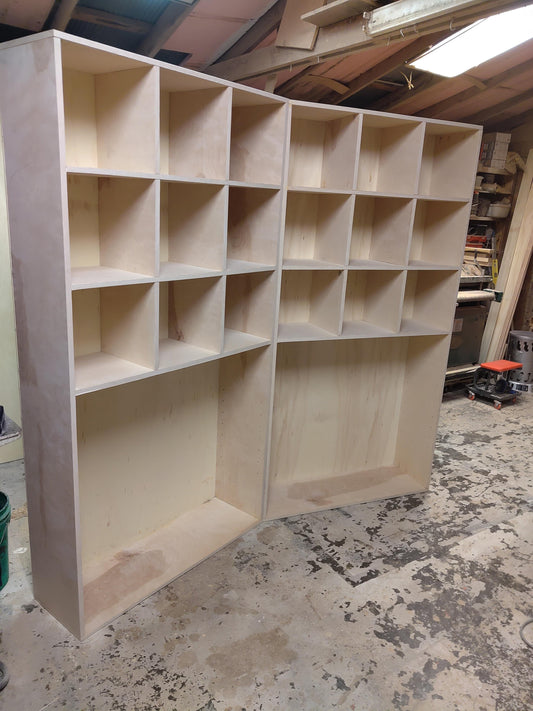 The Corner Solution: Engineering Seamless Library Shelving