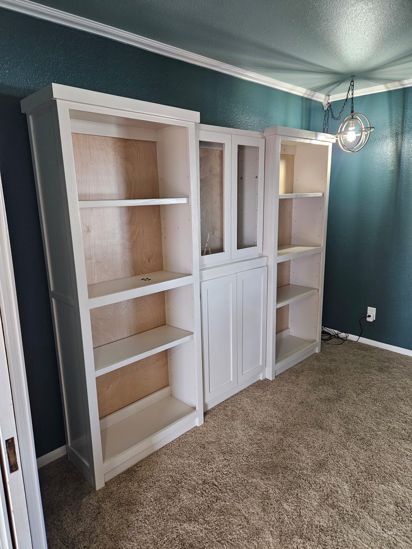 The "Tailored Fit" 84-Inch Professional Case