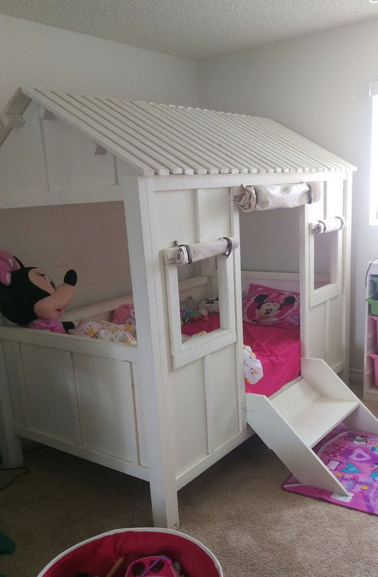 Bespoke Coastal Guest Retreat Twin Bed: High-Capacity Artisan Family Suite